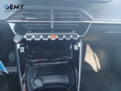 Photo 18 Peugeot 2008 Gén. II Ph2 Allure 5