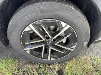 Photo 35 Nissan Juke  HYBRID 143