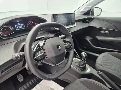 Photo 33 Peugeot 208  100 S&S BVM6