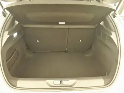 Photo 5 Peugeot 308  Hybrid 145 e-DCS6