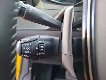 Photo 20 Peugeot 208 Gén. II Ph1 NG Style 5