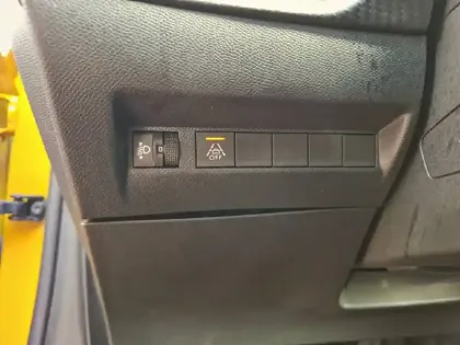 Photo 17 Peugeot 208 Gén. II Ph1 NG Style 5