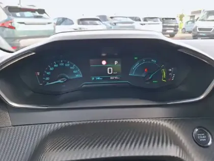 Photo 9 Peugeot 208 Gén. II Ph1 NG Style 5