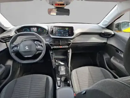 Photo 37 Peugeot 208  Electrique 50 kWh 136ch