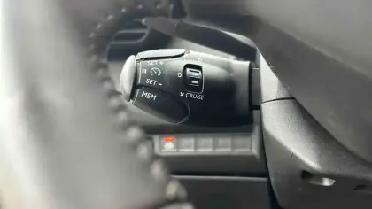 Photo 104 Peugeot 208  Electrique 50 kWh 136ch