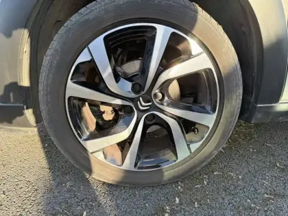 Photo 12 Citroën C3 Gén. III Ph2 Shine 5