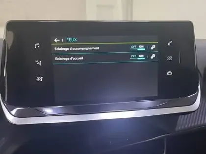 Photo 22 Peugeot 208  Electrique 50 kWh 136ch