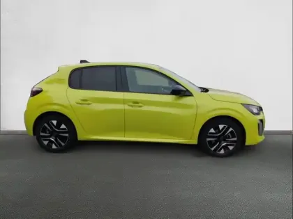 Photo 49 Peugeot 208  Hybrid 100 e-DCS6