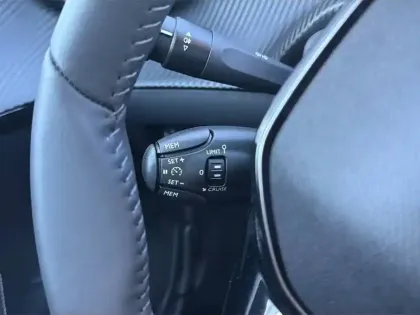 Photo 18 Peugeot 208  Electrique 54 kWh 156ch