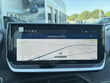 Photo 19 Peugeot 208  Electrique 54 kWh 156ch