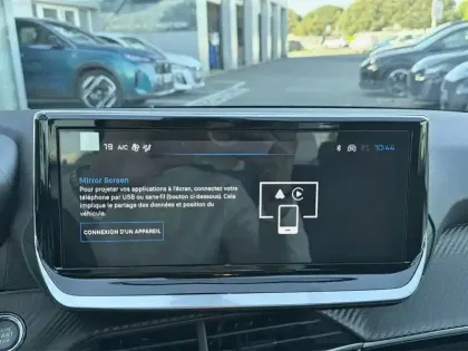 Photo 17 Peugeot 208  Electrique 54 kWh 156ch