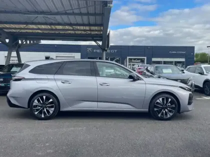 Photo 8 Peugeot 308  SW Hybrid 145 e-DCS6