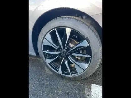 Photo 57 Peugeot 308  SW Hybrid 145 e-DCS6