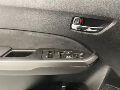 Photo 35 Suzuki Vitara Gén. II Ph2 NG Style 5