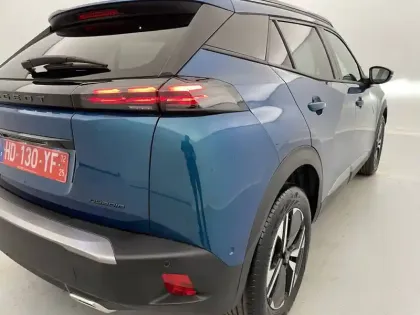 Photo 23 Peugeot 2008  Hybrid 136 e-DCS6