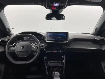 Photo 24 Peugeot 2008  Hybrid 136 e-DCS6