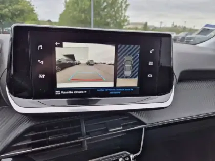 Photo 27 Peugeot 2008  PureTech 130 S&S EAT8