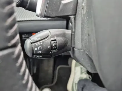 Photo 25 Peugeot 2008  PureTech 130 S&S EAT8