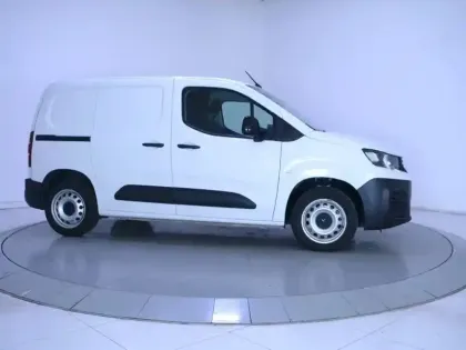 Photo 63 Peugeot Partner  FOURGON M 650 KG BLUEHDI 130 S&S EAT8