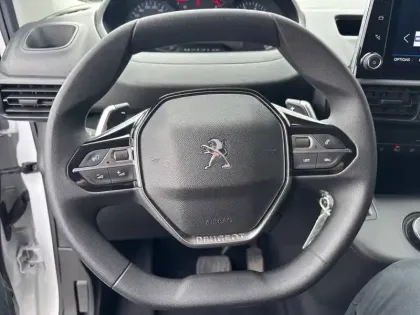 Photo 48 Peugeot Partner  FOURGON M 650 KG BLUEHDI 130 S&S EAT8