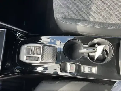 Photo 65 Peugeot 208  Electrique 54 kWh 156ch