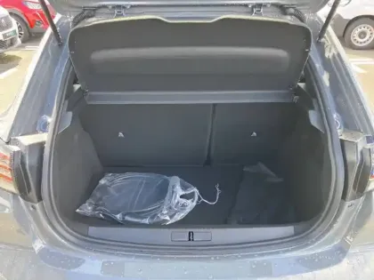 Photo 79 Peugeot 208  Electrique 54 kWh 156ch