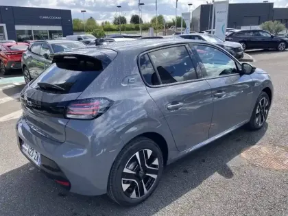 Photo 83 Peugeot 208  Electrique 54 kWh 156ch