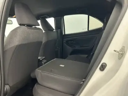 Photo 38 Toyota Yaris  Cross Hybride 116h 2WD