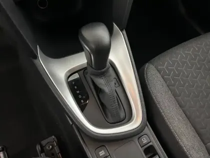 Photo 21 Toyota Yaris  Cross Hybride 116h 2WD