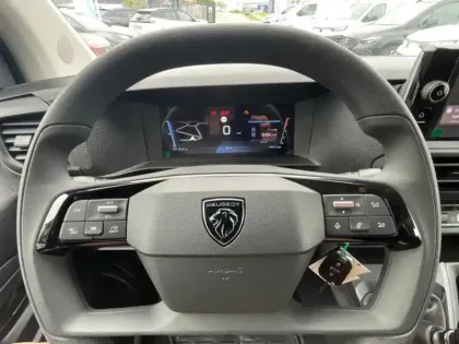 Photo 14 Peugeot Expert  FGN M DIESEL 120 CH MANUELLE