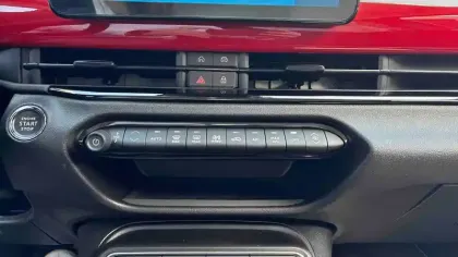 Photo 15 Fiat 600 e 156 ch 54 kWh