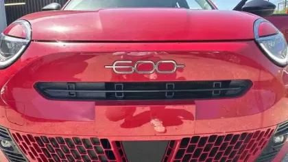 Photo 23 Fiat 600 e 156 ch 54 kWh