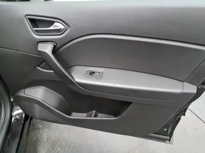 Photo 67 Renault Captur  TCe 100 GPL - 21