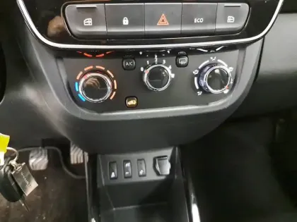 Photo 31 Dacia Spring Gén. I (BBG) Ph2 Expression 5