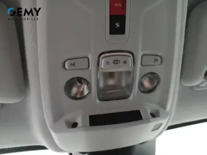 Photo 54 Peugeot 208  Electrique 50 kWh 136ch