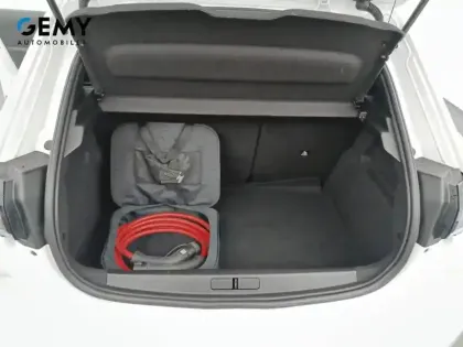 Photo 26 Peugeot 208  Electrique 50 kWh 136ch