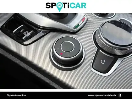 Photo 99 Alfa Romeo Stelvio  2.2 160 ch AT8