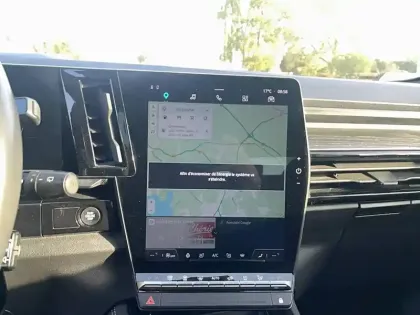 Photo 11 Renault Austral  E-Tech hybrid 200