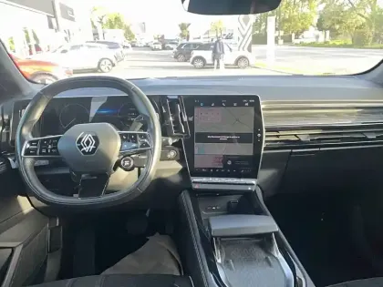 Photo 9 Renault Austral  E-Tech hybrid 200