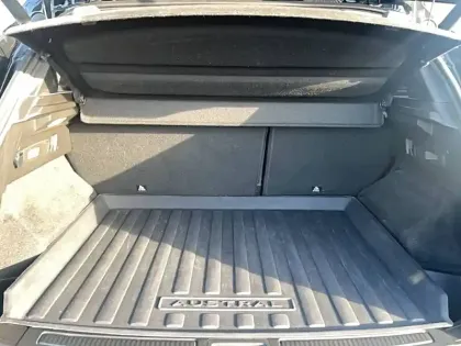 Photo 17 Renault Austral  E-Tech hybrid 200