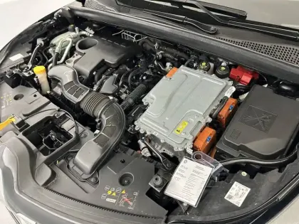 Photo 53 Renault Captur  E-Tech Plug-in 160