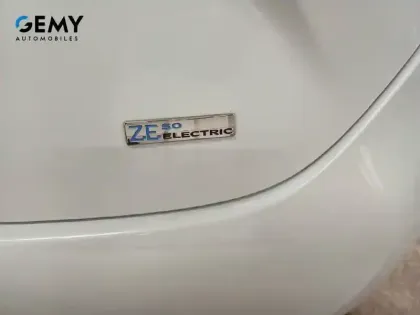 Photo 16 Renault Zoé Gén. I (B10) Ph2 Exception 5