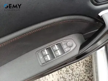 Photo 47 Renault Captur  E-Tech full hybrid 145