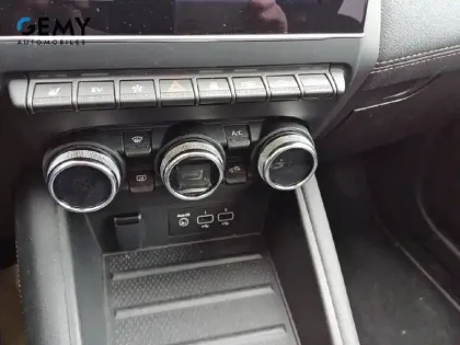 Photo 13 Renault Captur Gén. II (HJB) Ph1 NG Iconic 5