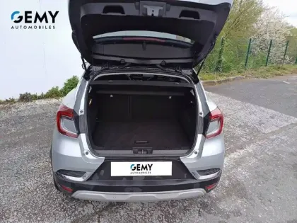 Photo 41 Renault Captur  E-Tech full hybrid 145