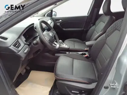 Photo 44 Renault Captur  E-Tech full hybrid 145