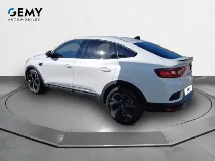 Photo 39 Renault Arkana  E-Tech hybride 145 - 22