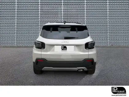 Photo 33 Jeep Avenger  1.2 Turbo T3 110 ch e-Hybrid BVR6