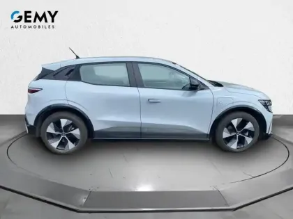 Photo 18 Renault Megane  E-Tech EV40 130ch standard charge