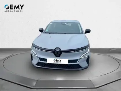 Photo 16 Renault Megane  E-Tech EV40 130ch standard charge